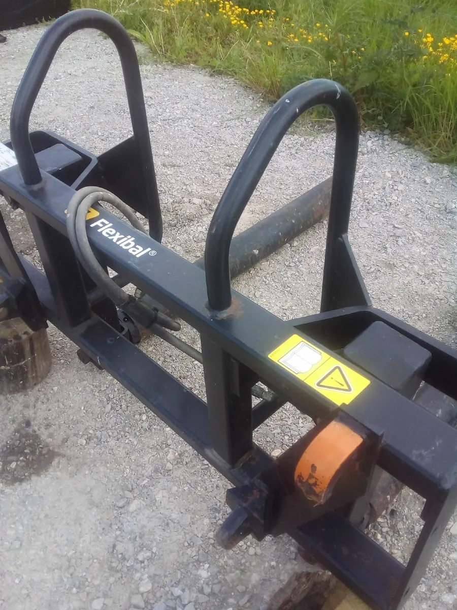 Bale Handler - Image 3