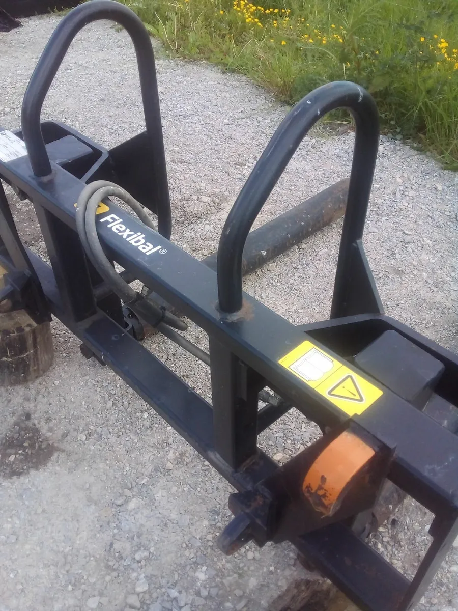 Bale Handler - Image 4