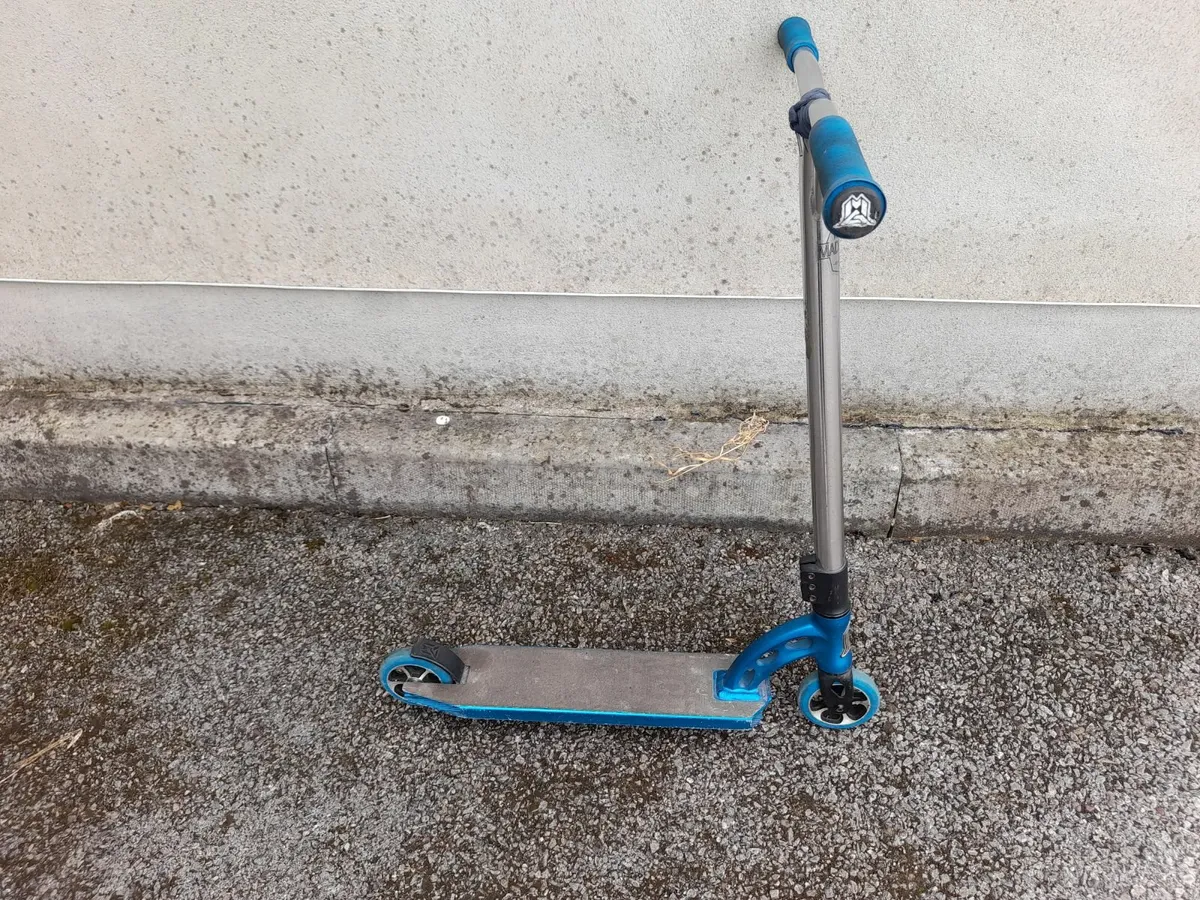 Scooter mgp vx6 team - Image 1