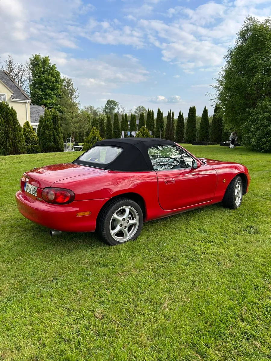 Mazda MX5 - Image 1