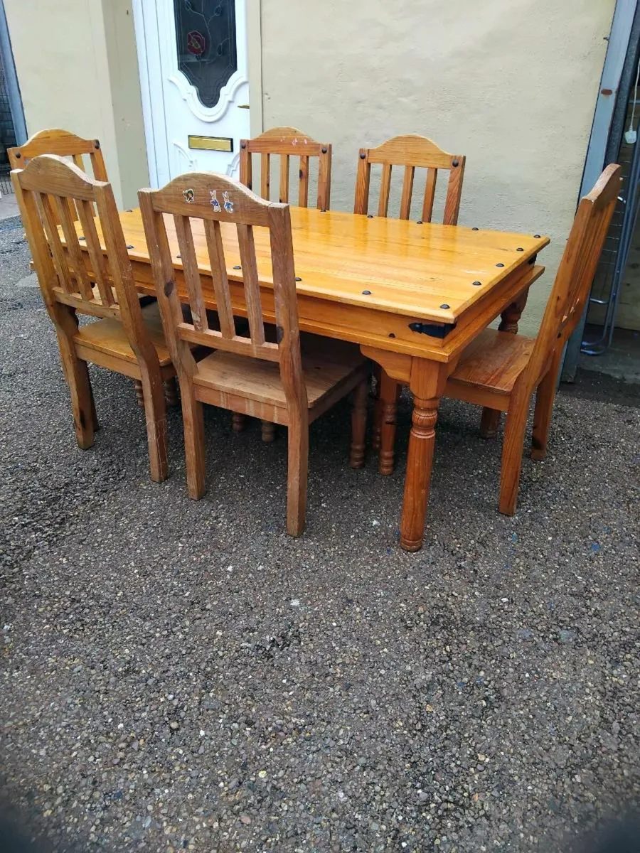 Chairs table - Image 1