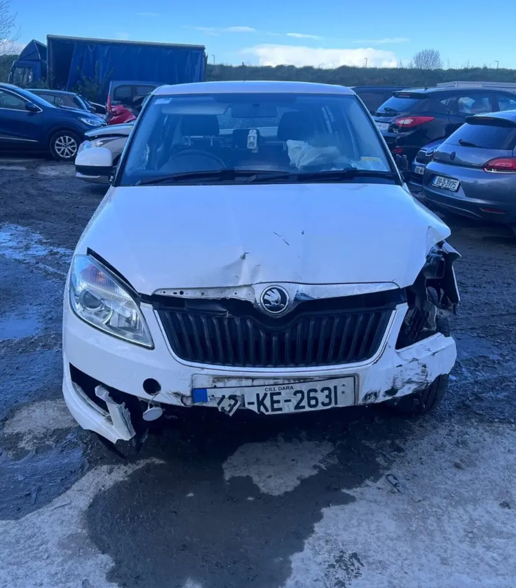 2013 Skoda Fabia 1.2 Automatic (NO CLAIM) - Image 2