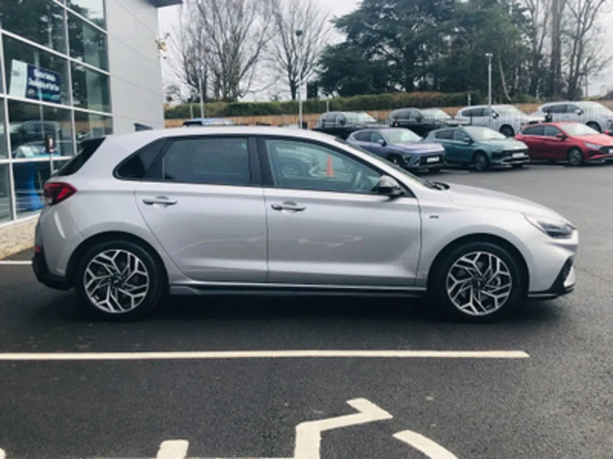 Hyundai i30 Deluxe N-line 1.0 Petrol - Image 4