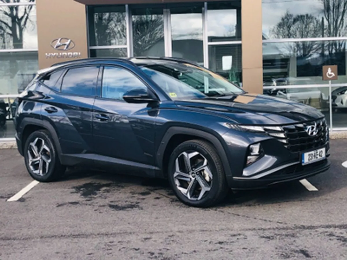 Hyundai Tucson Executive 1.6 Plug-in Hybrid - Image 1