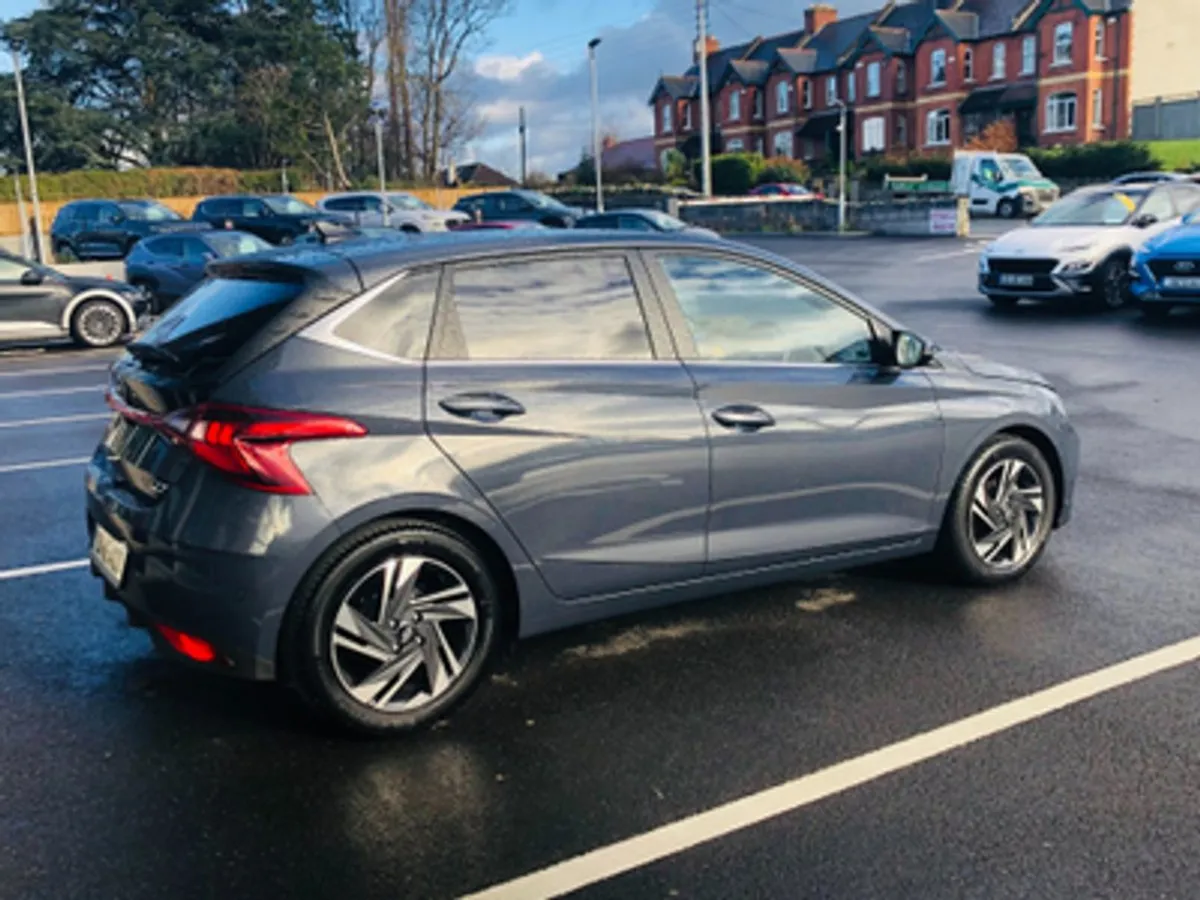 Hyundai i20 Deluxe Plus 1.2 Petrol - Image 4