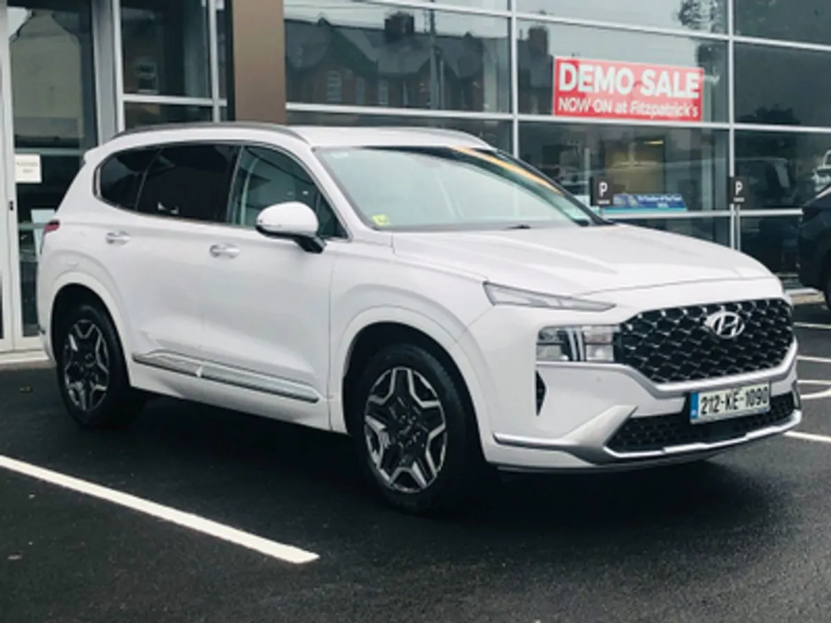 Hyundai Santa Fe Executive 1.6 Plug-in Hybrid - Image 4