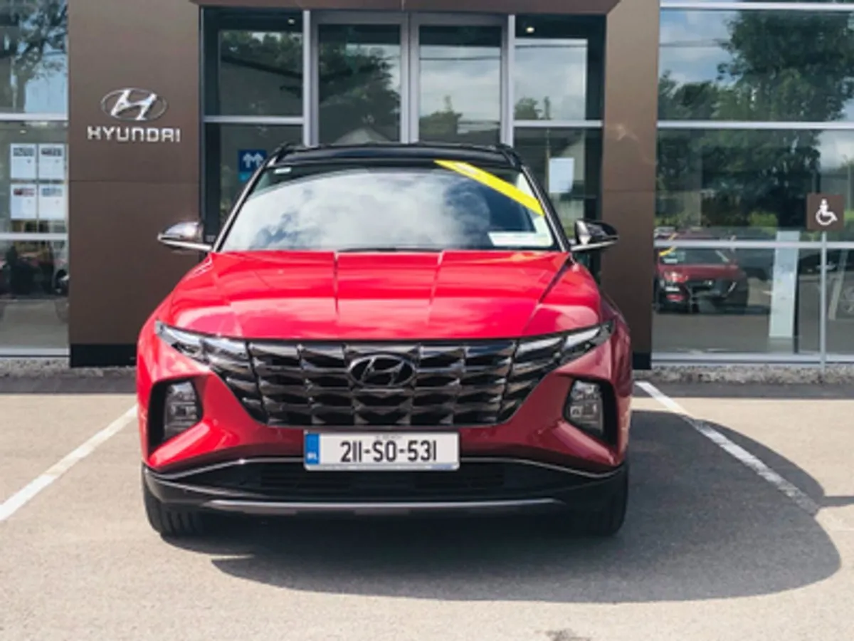 Hyundai Tucson Executive Plus 1.6 Hybrid - Image 2