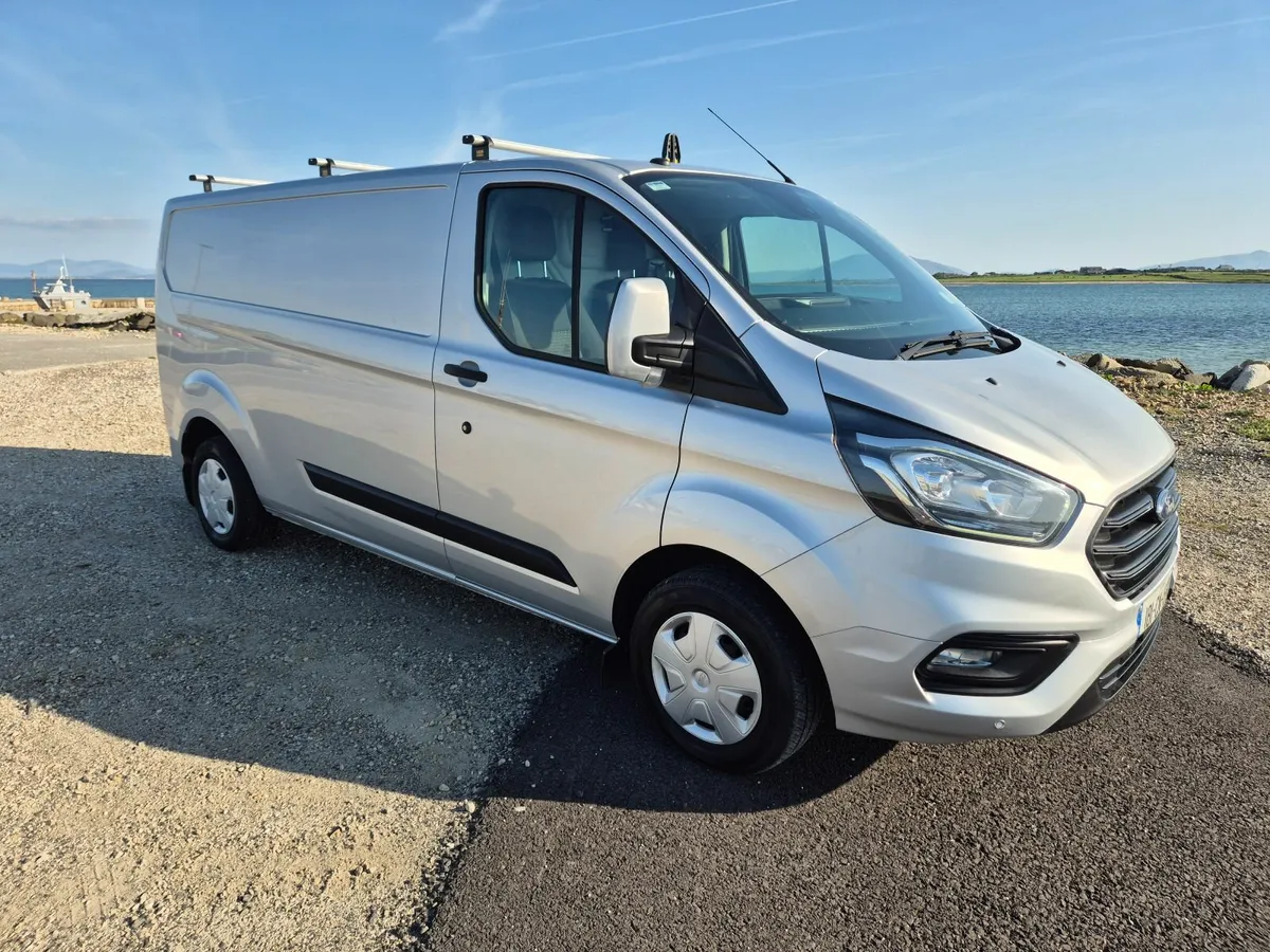 Ford Transit Custom 2018 - LWB - 300 Trend 130PS - Image 2