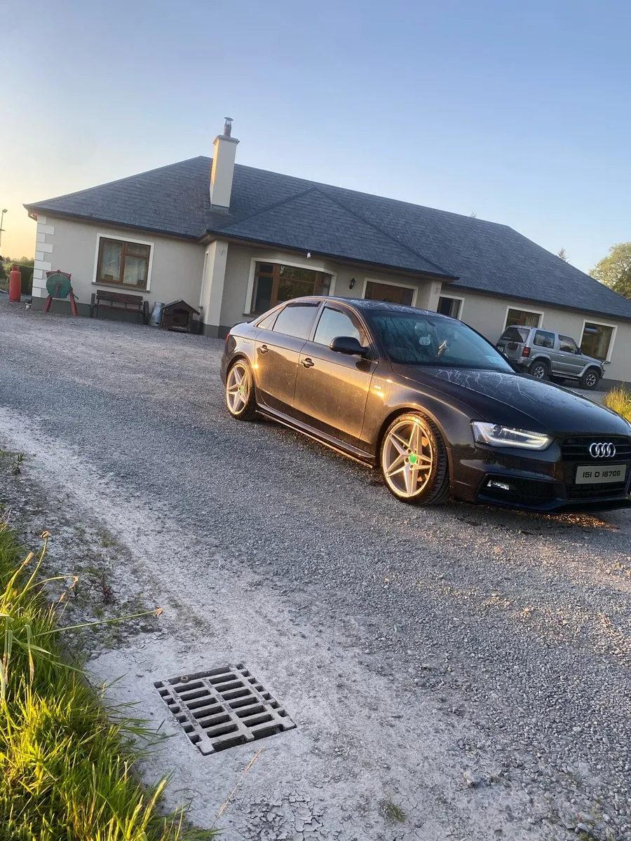 Auto Audi A4 S-Line - Image 1