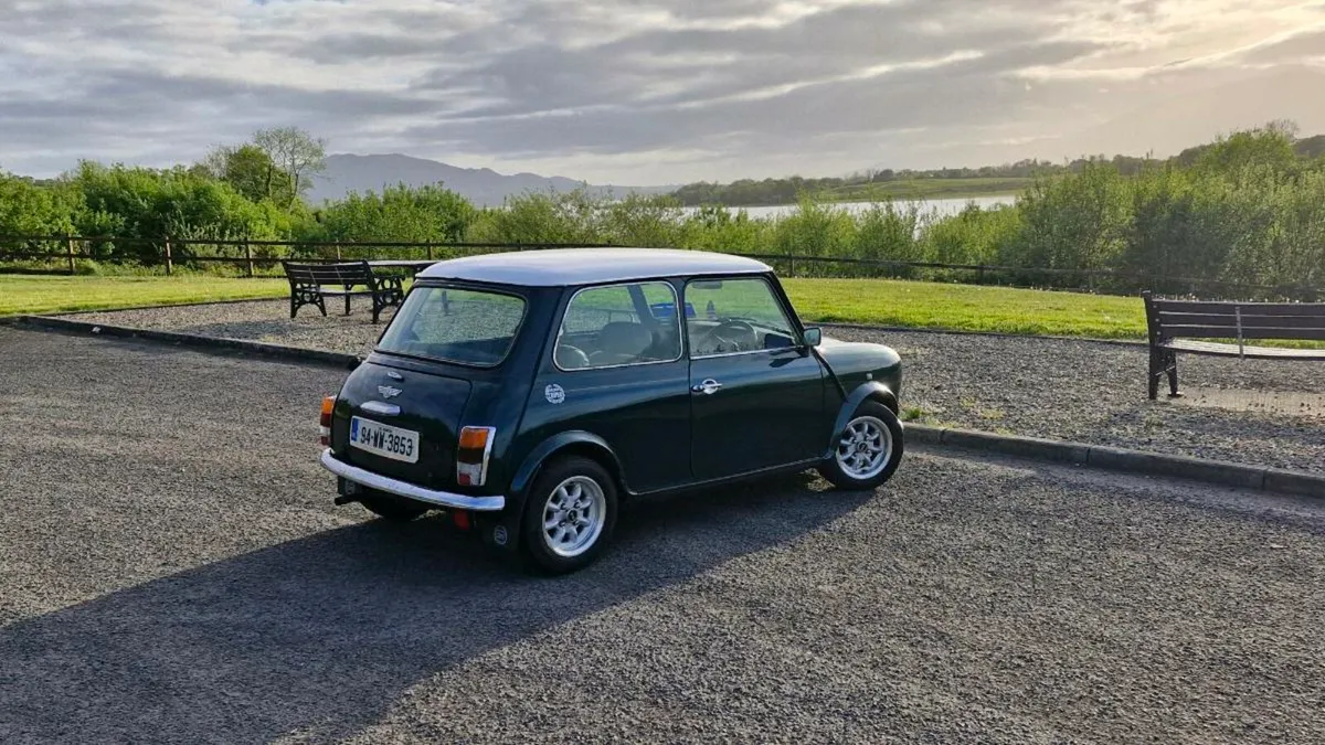 Austin Mini Cooper 1.3 - Image 3