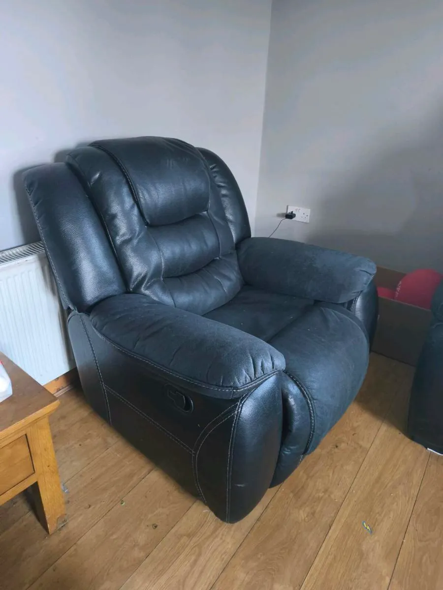 Couch - Image 3