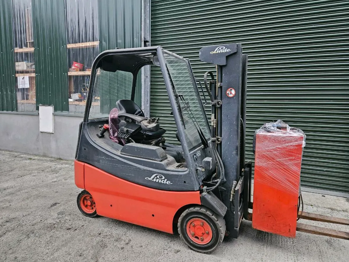 Linde electric 2 ton forklift - Image 4