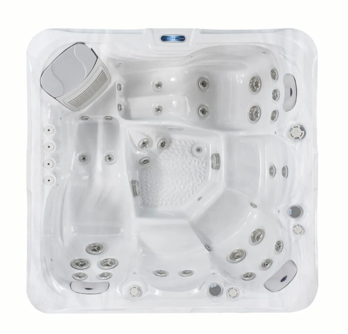 Free Delivery - Plug & Play Aquarius Hot Tub - Image 1