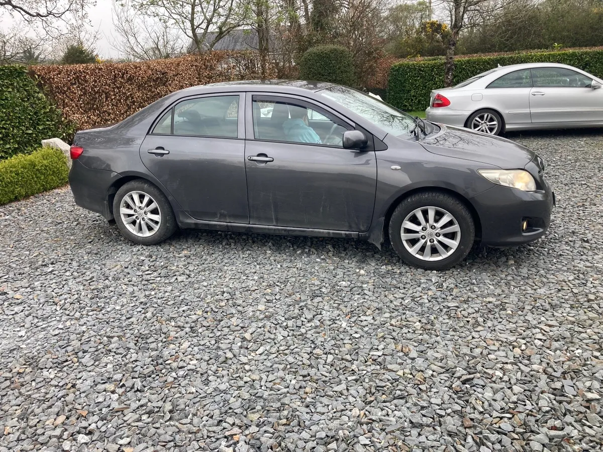 Toyota Corolla 2009 - Image 4
