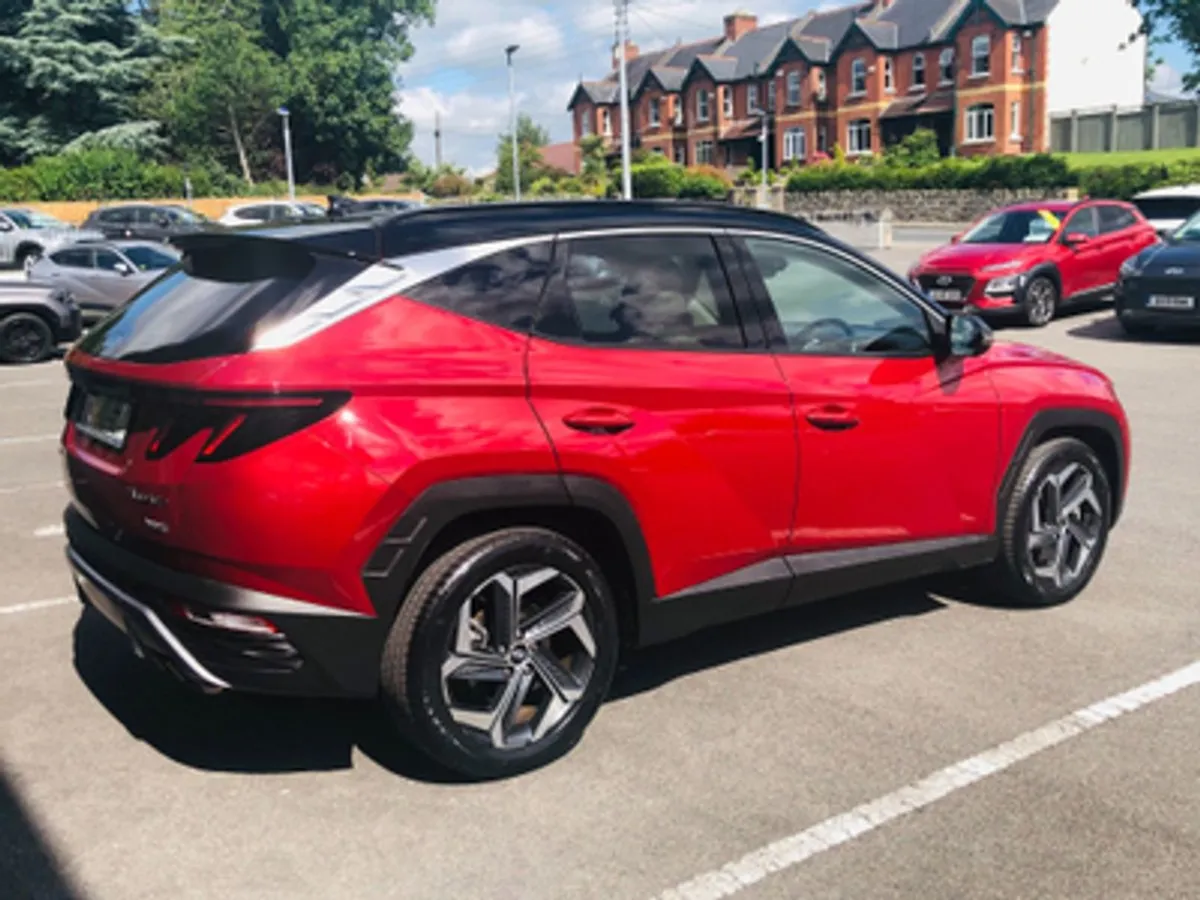 Hyundai Tucson Executive Plus 1.6 Hybrid - Image 4