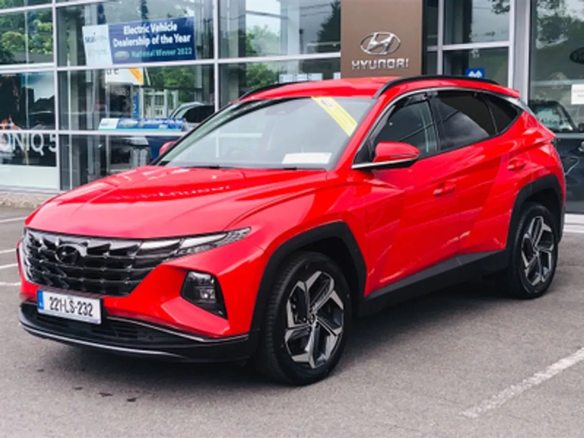 Hyundai Tucson Executive Plus 1.6 Hybrid - Image 3