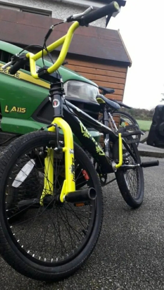 BMX bike