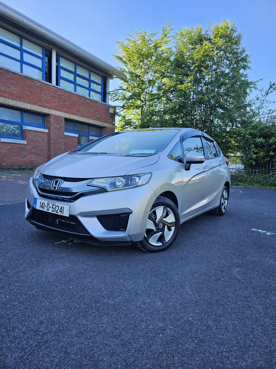 Honda Fit  Hybrid 2014 Automatic - Image 1