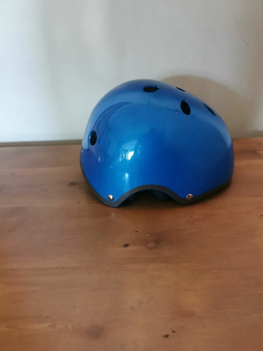 Children's Universal Helmet 6months - Image 1