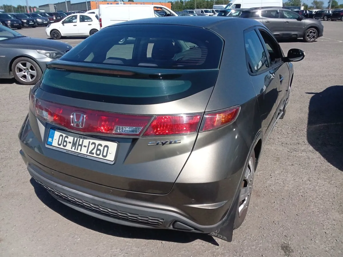 Honda Civic 1.4i SE - Image 2