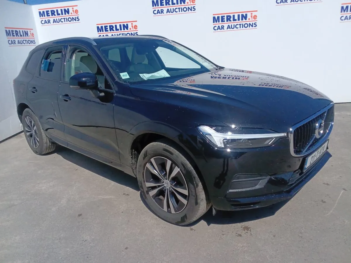Volvo XC60 B4 Momentum Auto 1969 - Image 4