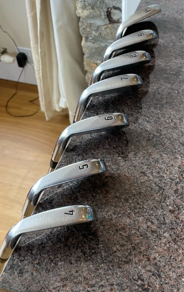 Golf irons - Image 2