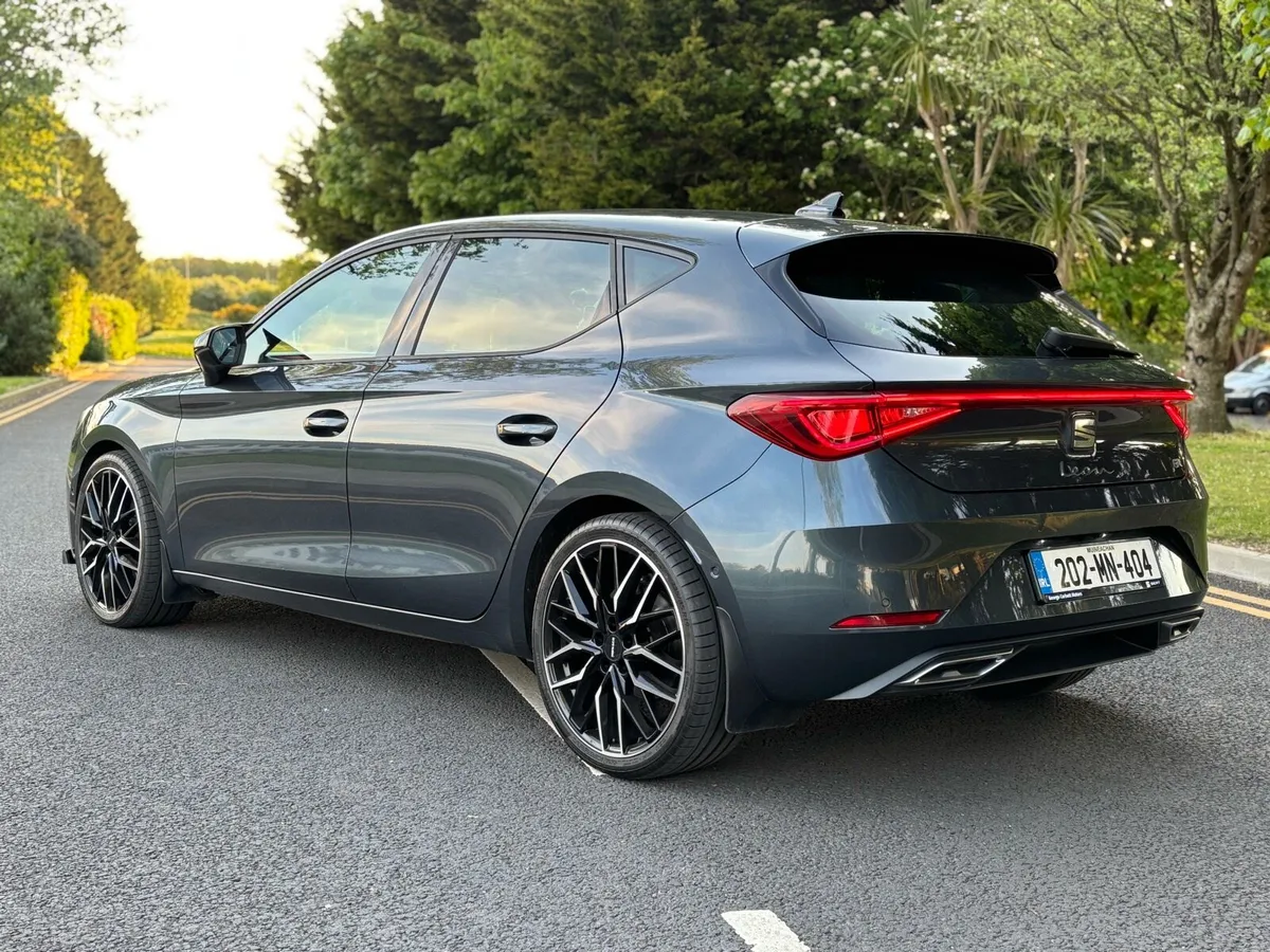 Seat Leon FR  Automatic !! 2.0 Diesel !! MK4 - Image 3