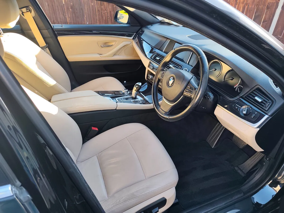 BMW 520D touring luxury automatic 2015 - Image 3