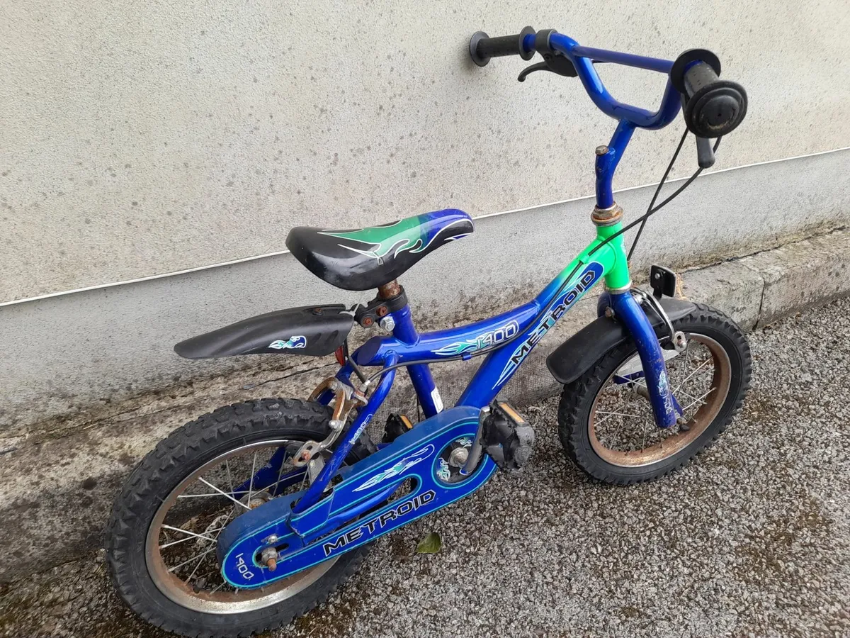 Boys bike - Image 2