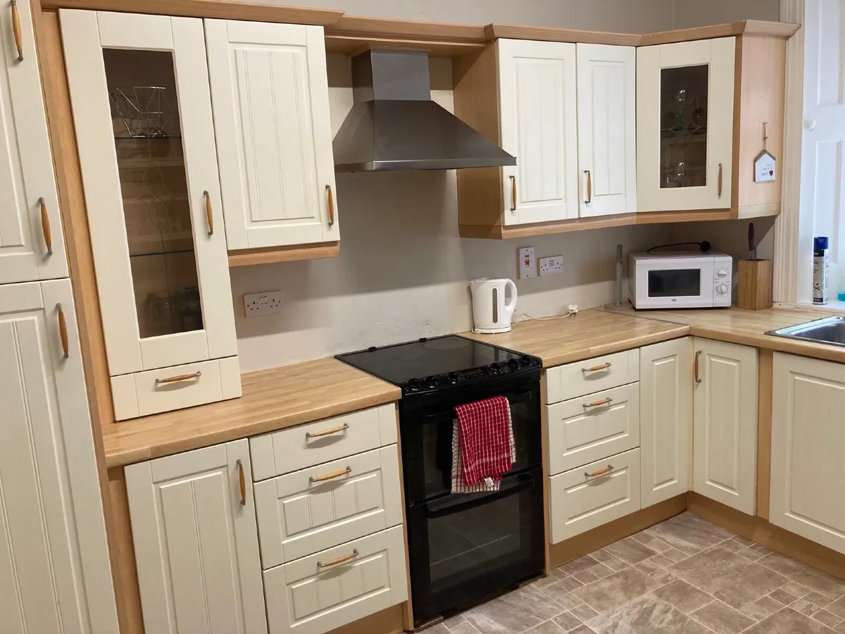 Kitchen - Image 2