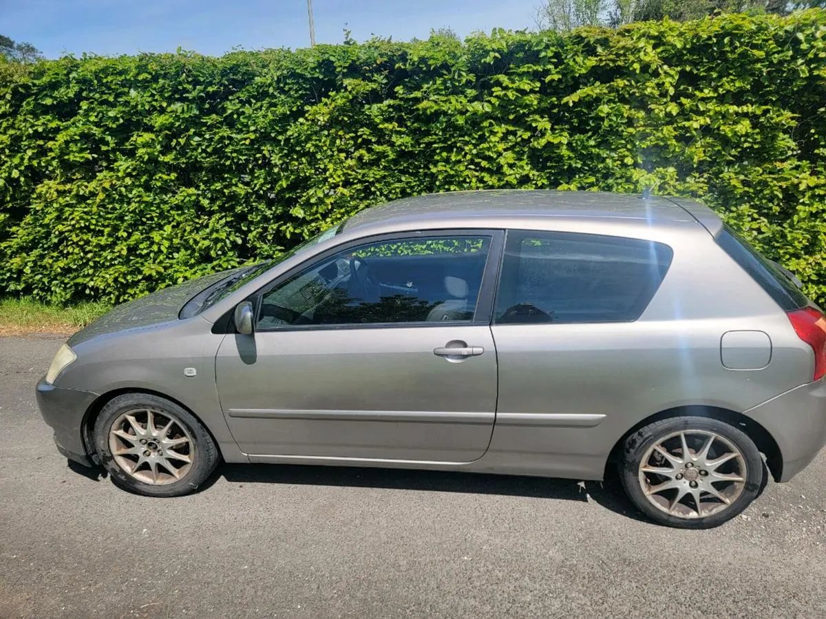 T sport corolla - Image 4