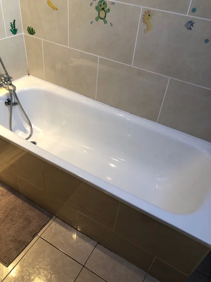 Bath and shower door - Image 4