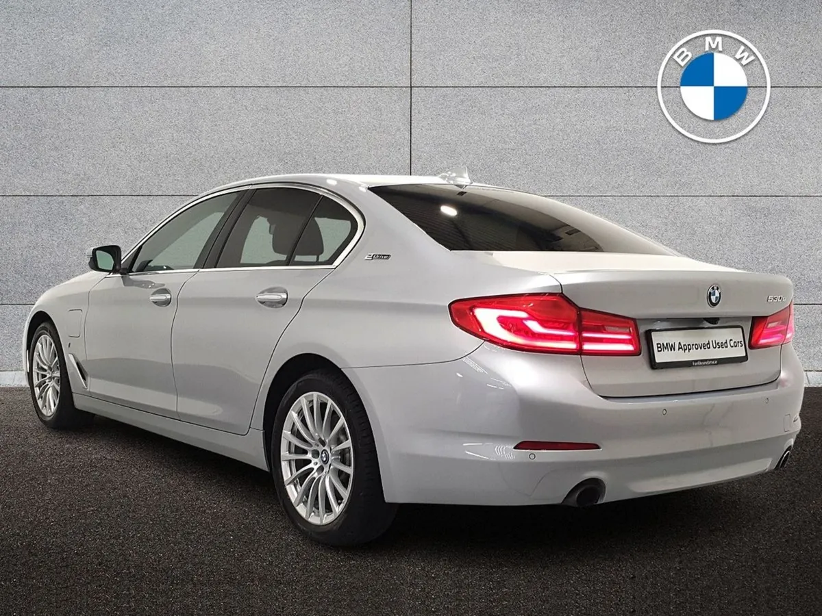 BMW 5 Series 530e SE Saloon - Image 3