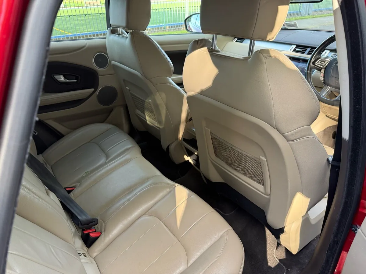 Range Rover Evoque, 4x4, Warranty - Image 3
