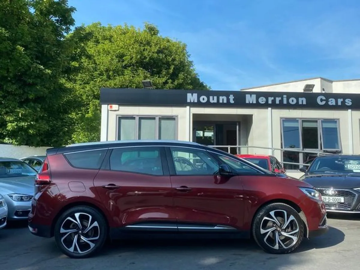 Renault Scenic Auto/ signature /huge Spec - Image 4
