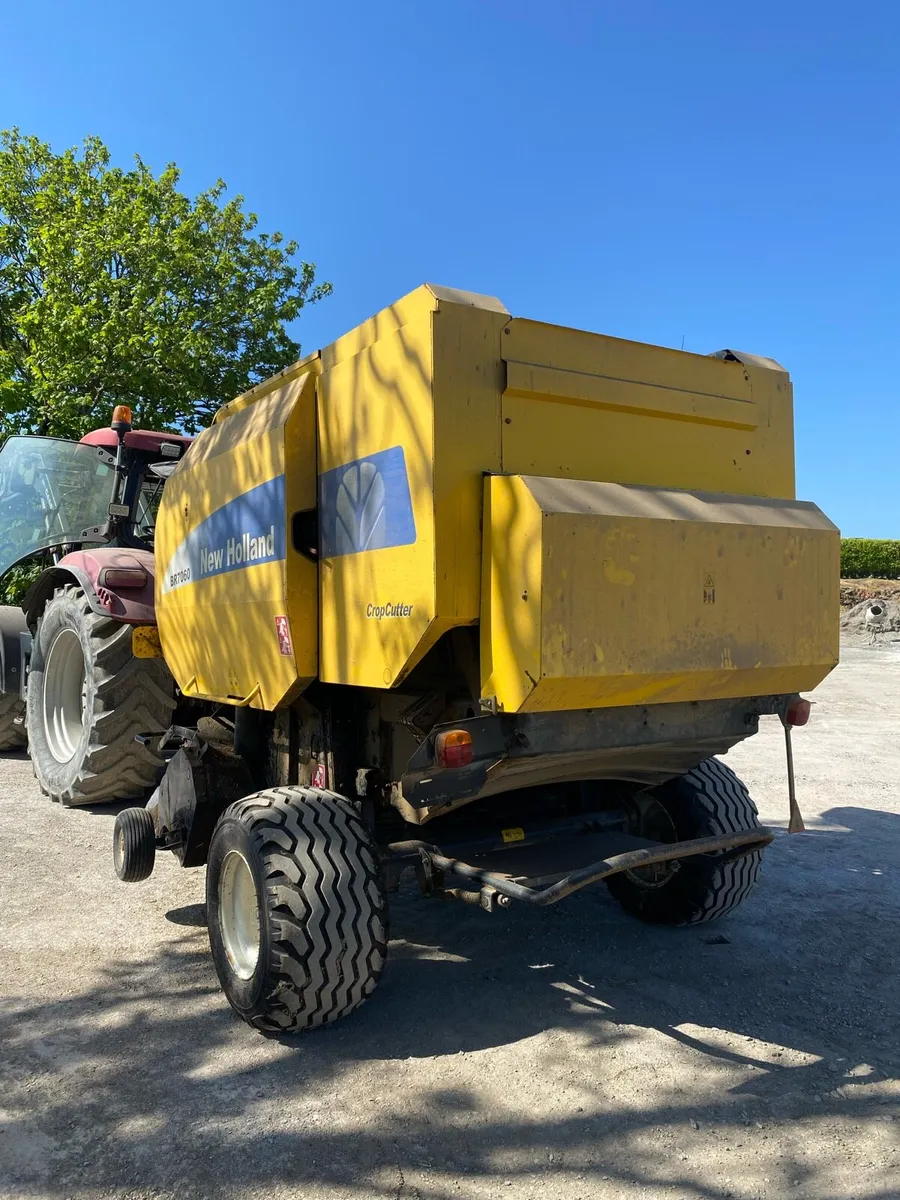 New Holland BR 7060 - Image 3