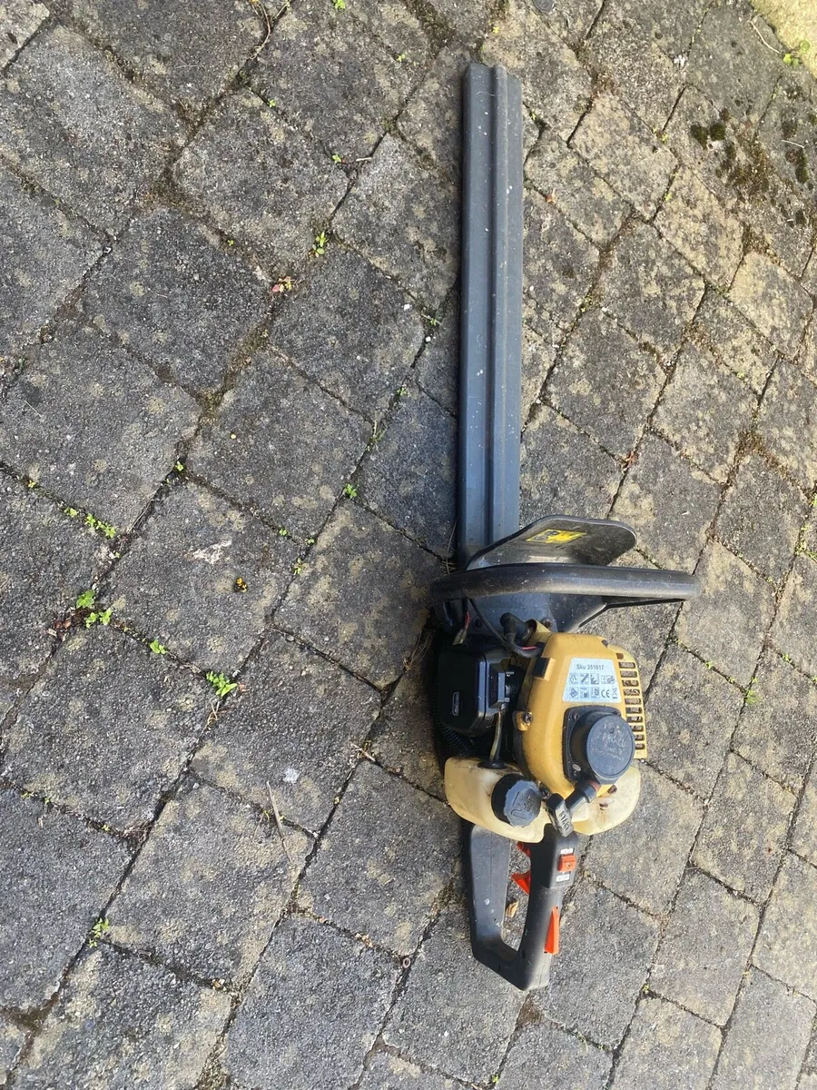 Procut Petrol Hedge Trimmer - Image 1