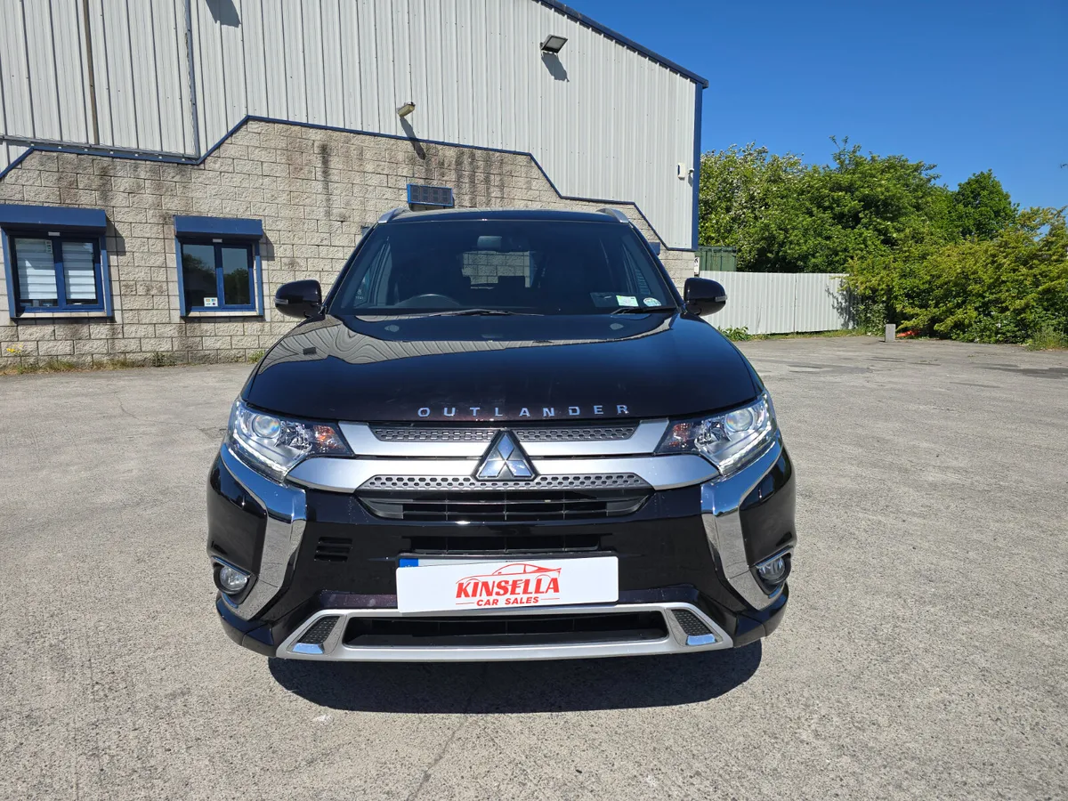 Mitsubishi Outlander 2021 - Image 2