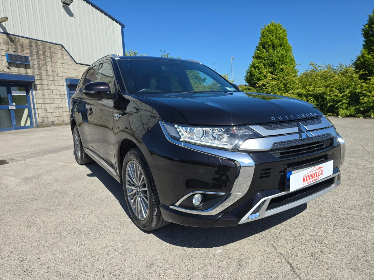 Mitsubishi Outlander 2021 - Image 3