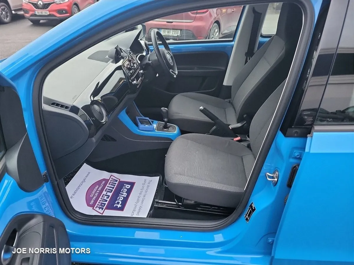 Volkswagen Up! 1.0 Automatic - Image 4