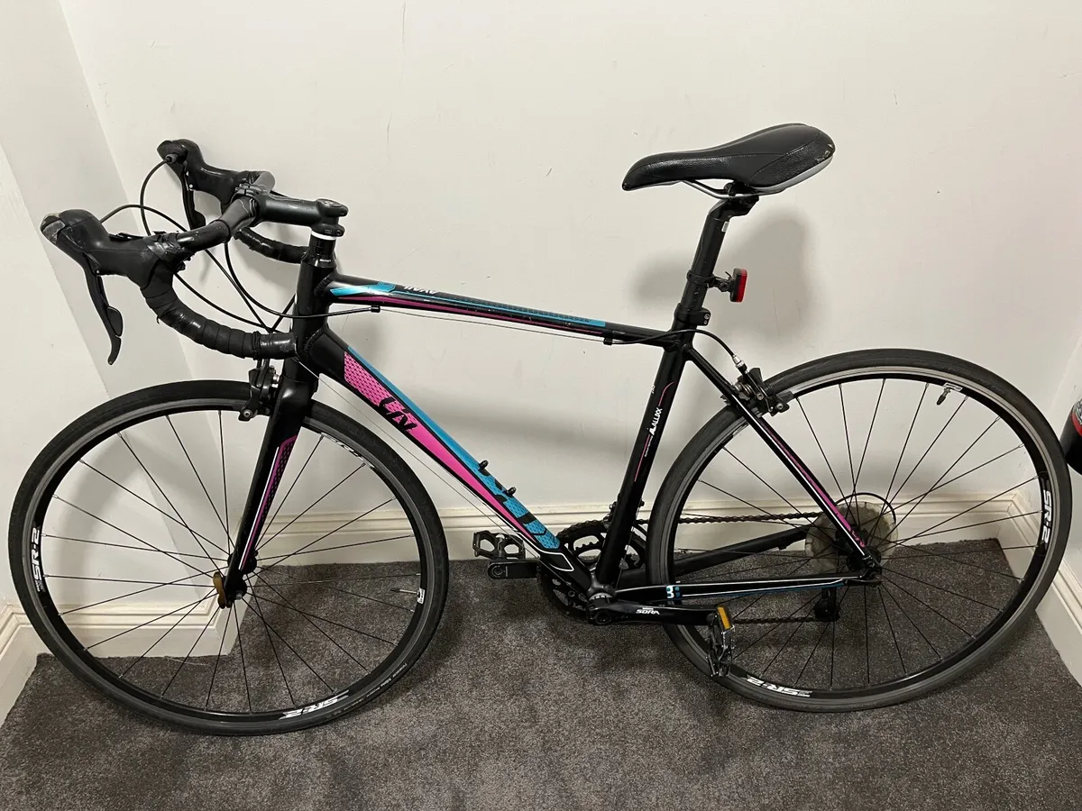 Bike liv avail 3 - Image 1