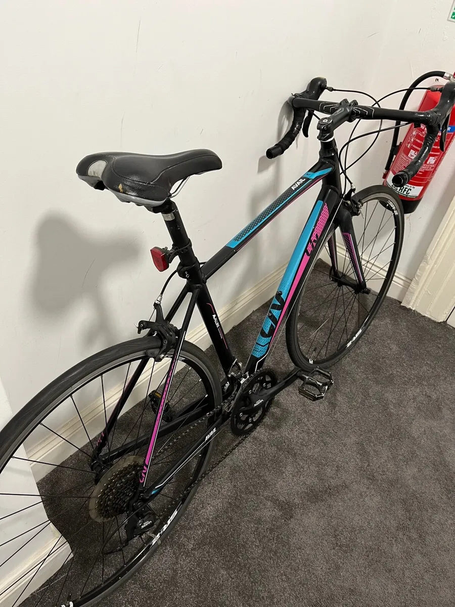 Bike liv avail 3 - Image 3