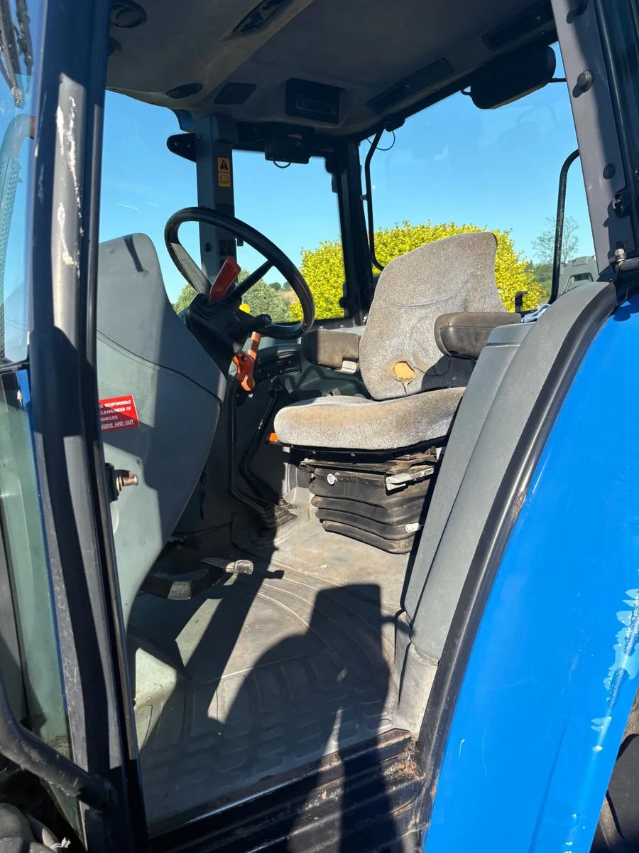 New Holland TL100a - Image 3