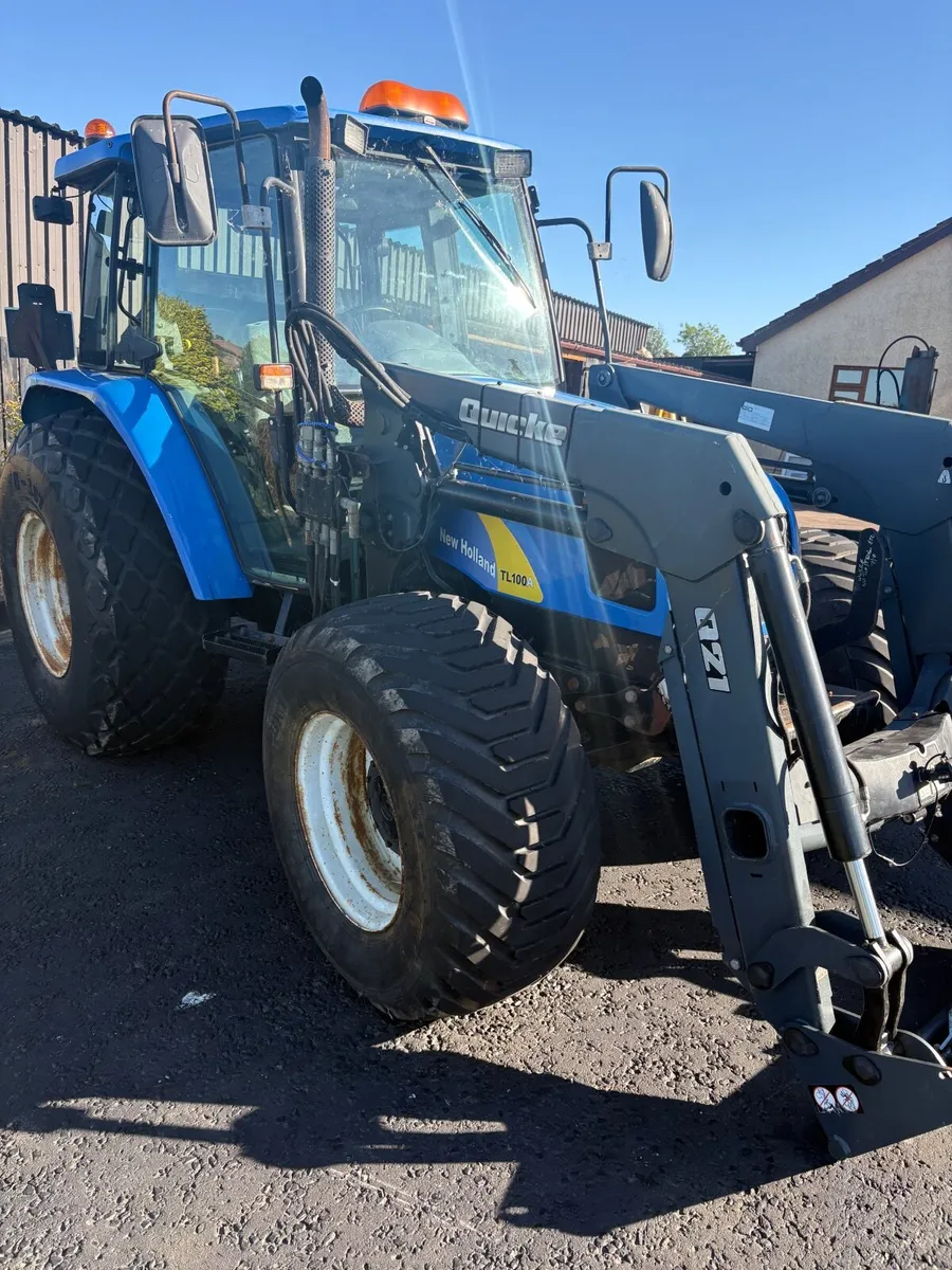 New Holland TL100a - Image 1