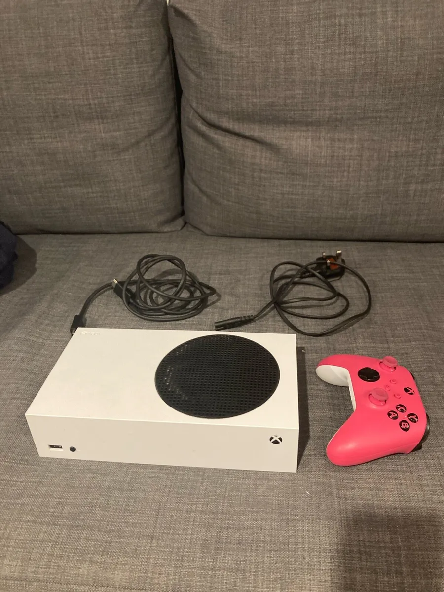 Xbox Series S - Bought in December 2024