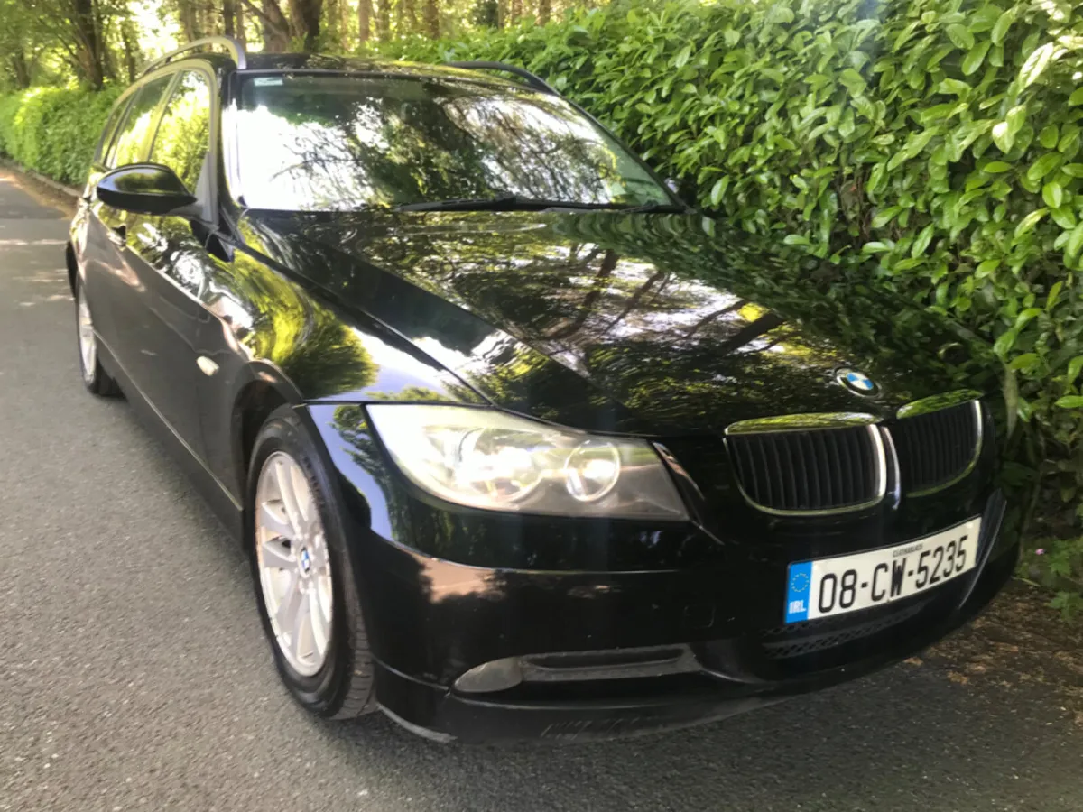 BMW 3-Series 320d Estste Touring - Image 2