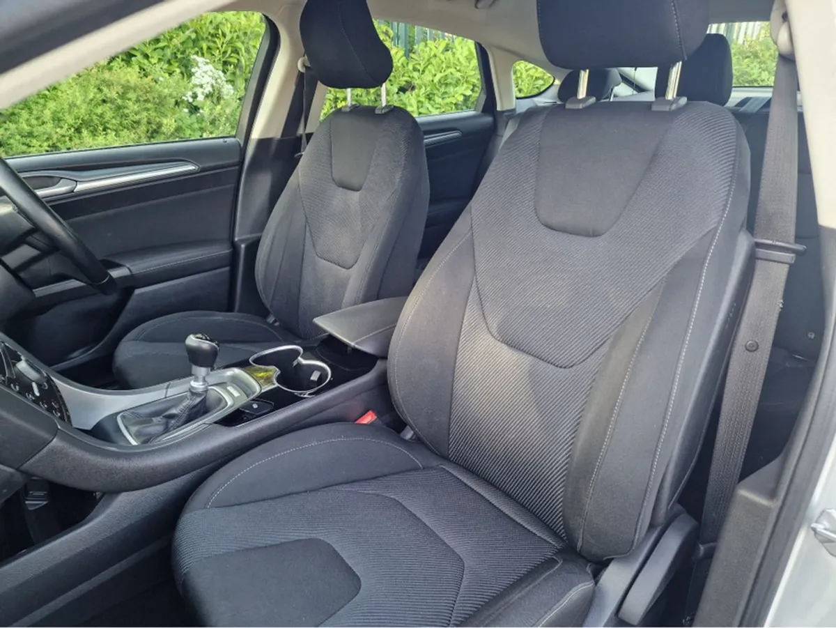 Ford Mondeo Titanium 1.6 Tdci Heated Seats Climat - Image 4