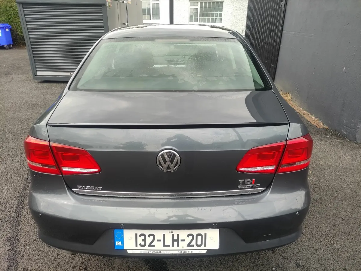 Volkswagen Passat B7 - Image 3