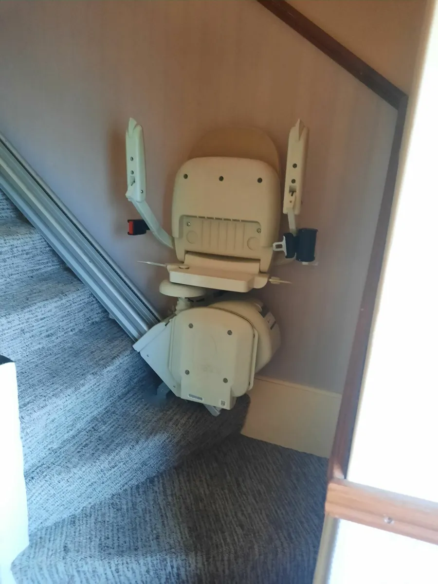 Stair lift - Image 1