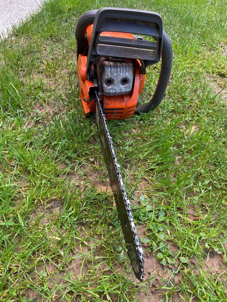 Husqvarna 435 X-Torq 15 inch bar very good - Image 4